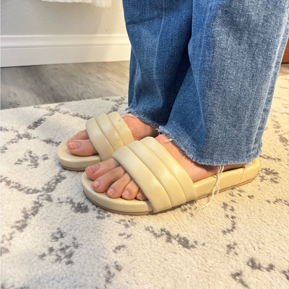 Seychelles Cream Slide Sandals